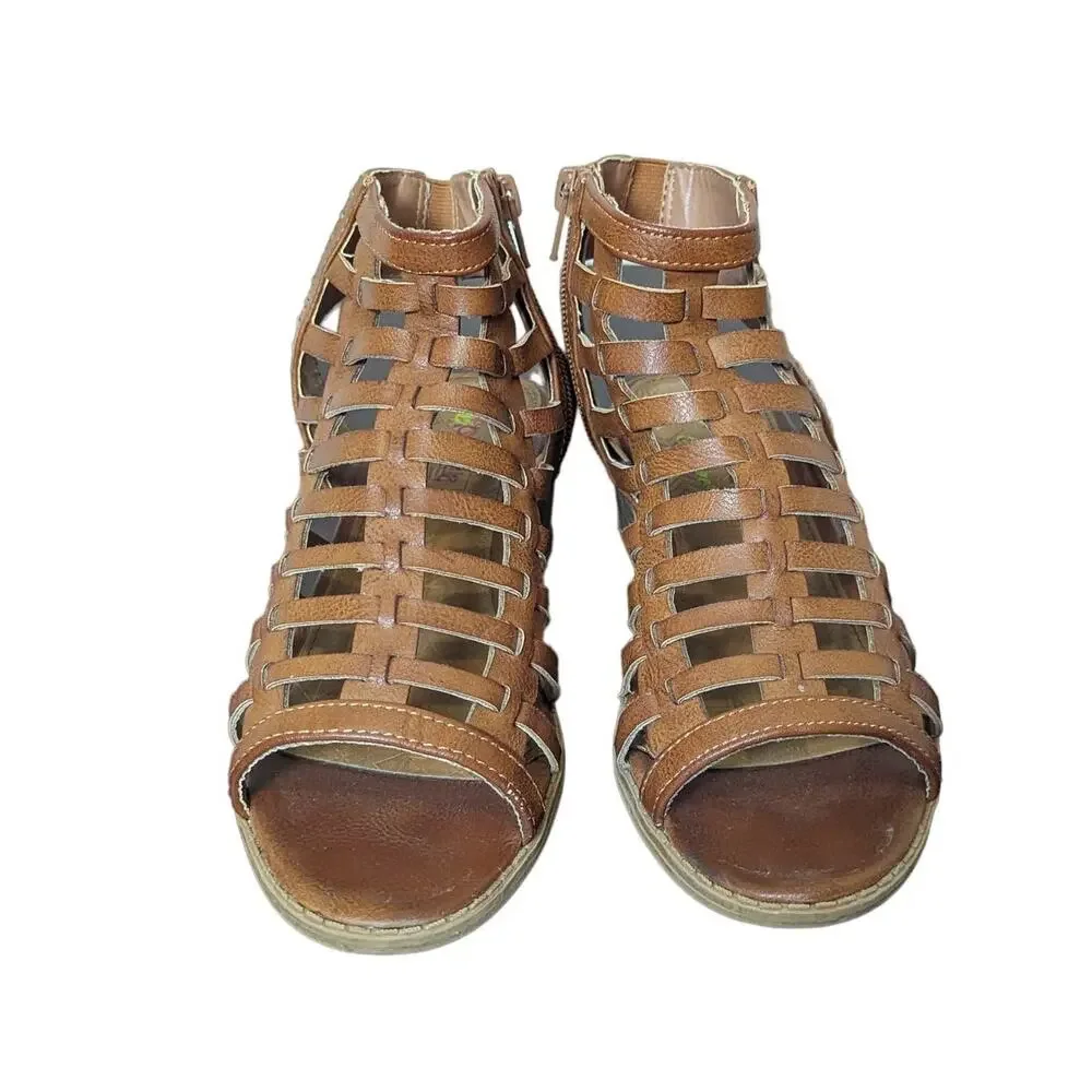 Cupcake Couture Girls Brown Gladiator Side Zip Sandals Size 4 1.5in Heel